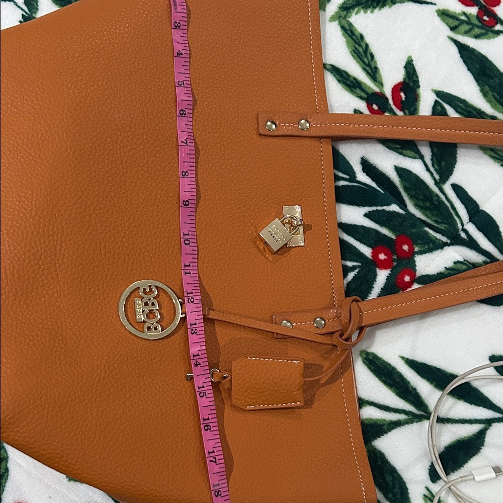 BCBG Paris  Tote - Picture 9 of 10